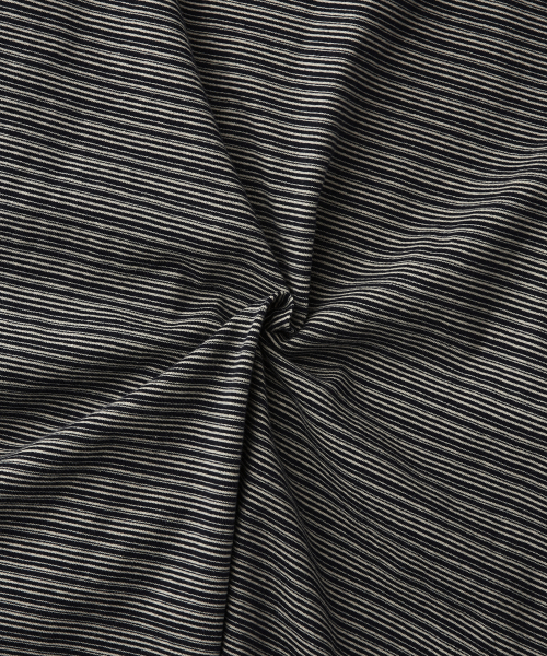 OUTSTANDING(アウトスタンディング)の「THIN STRIPE LONG SLEEVE TEE_NAVY/IVORY(Tシャツ/カットソー・メンズ・その他・SMALL/MEDIUM/LARGE)」の6枚目の写真