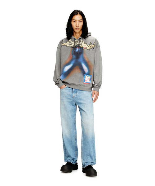 DIESEL（ディーゼル）の「メンズ プルオーバーパーカー S-BOXT-HOOD-V4（パーカー・メンズ・グレー系その他・MEDIUM/LARGE/SMALL）」の2枚目の写真