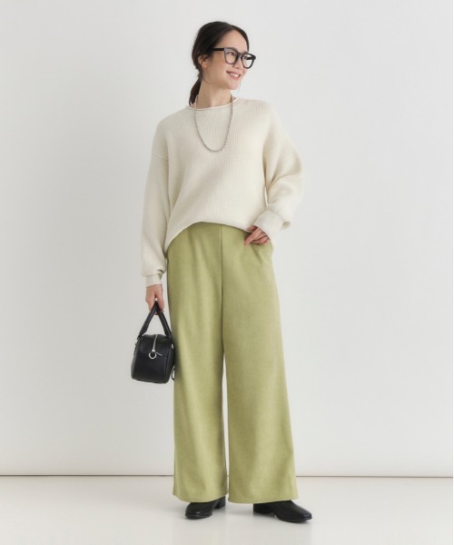 Right-on（ライトオン）の「【HONEYSUCKLE ROSE】畦編みクルーネック セーター (リラックスシルエット/スタイリッシュ/女性らしさ)（ニット/セーター・レディース・ブラック/キナリ/ベージュ/グリーン・M/L/S）」の8枚目の写真