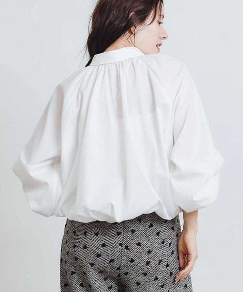 PICCIN PERLA（ピッチンペルラ）の「クレリックボリュームブラウス（シャツ/ブラウス・レディース・ブルー系その他/オフホワイト/ブラック系その他・M）」の21枚目の写真