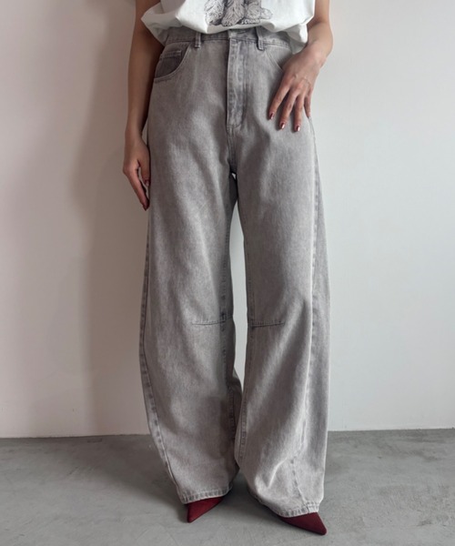 Unitage(ユニテージ)の「カラーデニムバレルレッグパンツ(デニムパンツ・レディース・ピンク/グレー/イエロー/ライトブルー・FREE)」の1枚目の写真