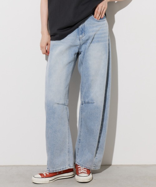 Unitage(ユニテージ)の「カラーデニムバレルレッグパンツ(デニムパンツ・レディース・ピンク/グレー/イエロー/ライトブルー・FREE)」の2枚目の写真
