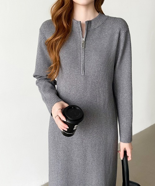 COCOMOMO(ココモモ)の「ハーフジップニットワンピース リブニット ハーフジップ ワンピース 長袖 秋服 冬服(ワンピース・レディース・グレー/ブラック/ライトブラウン・FREE)」の5枚目の写真