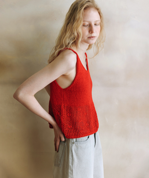 ANDNEEDS（アンドニーズ）の「Lizzy knit sleeveless (red)（Tシャツ/カットソー・レディース・その他・FREE）」の3枚目の写真