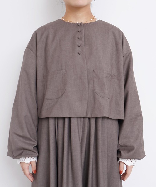l'atelier du savon(アトリエドサボン)の「_ちびころボタン まるいお袖のJK(ノーカラージャケット・レディース・グレー/ブラック・FREE)」の8枚目の写真