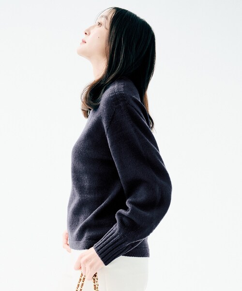 UNTITLED(アンタイトル)の「【洗える】スポンディッシュ ボトルネックニット(ニット/セーター・レディース・ナチュラル/ピンク/ネイビー/パープル・48/44/04/02/00)」の20枚目の写真