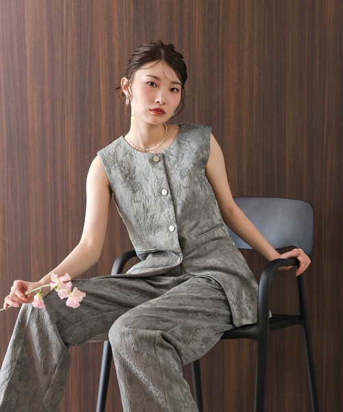 Kana(カナ)の「ジャガードジレ ストレートパンツ 2点セット パンツドレス セットアップ 結婚式 お呼ばれ オケージョン パーティー(パンツドレス・レディース・ブラック/グレー・M/S)」の15枚目の写真