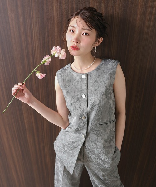 Kana(カナ)の「ジャガードジレ ストレートパンツ 2点セット パンツドレス セットアップ 結婚式 お呼ばれ オケージョン パーティー(パンツドレス・レディース・ブラック/グレー・M/S)」の18枚目の写真