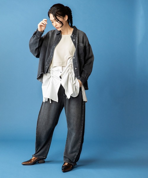 OSMOSIS(オズモーシス)の「ドローストリングシャツ切替プルオーバー(Tシャツ/カットソー・レディース・その他/ライトベージュ/ブラック・ONE SIZE)」の9枚目の写真