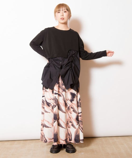 OSMOSIS(オズモーシス)の「ドローストリングシャツ切替プルオーバー(Tシャツ/カットソー・レディース・その他/ライトベージュ/ブラック・ONE SIZE)」の13枚目の写真