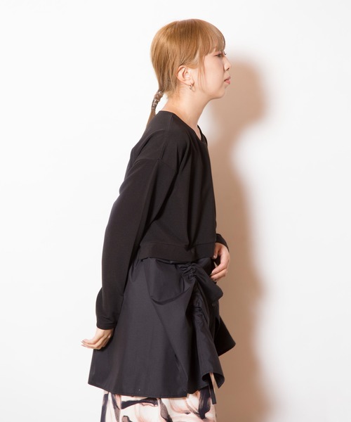 OSMOSIS(オズモーシス)の「ドローストリングシャツ切替プルオーバー(Tシャツ/カットソー・レディース・その他/ライトベージュ/ブラック・ONE SIZE)」の19枚目の写真