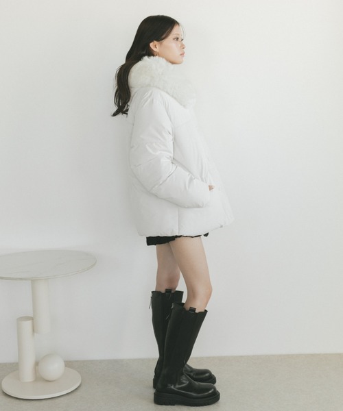 VANNIE U(ヴァニーユー)の「ファーフード中綿コート/取り外し可能(ダウンジャケット/コート・レディース・ピンク/ホワイト・FREE)」の5枚目の写真