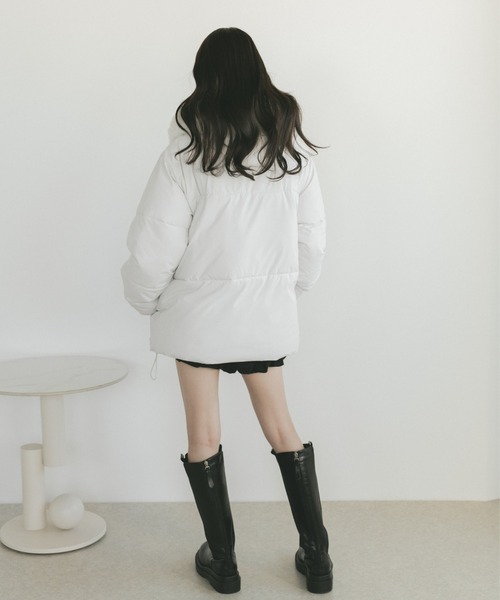 VANNIE U(ヴァニーユー)の「ファーフード中綿コート/取り外し可能(ダウンジャケット/コート・レディース・ピンク/ホワイト・FREE)」の6枚目の写真