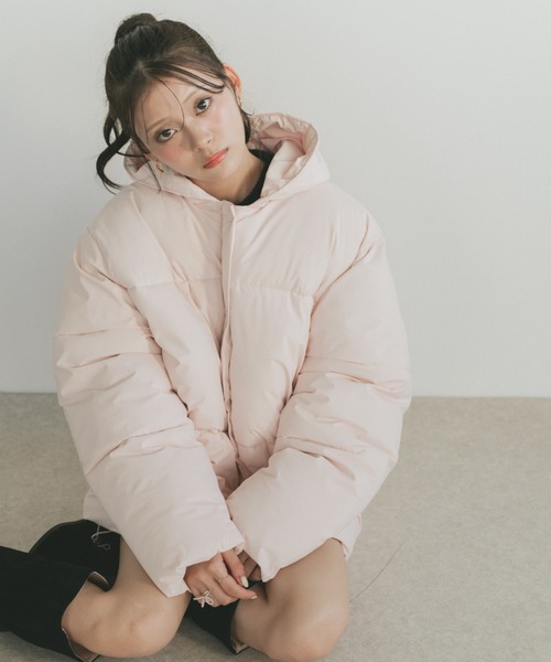 VANNIE U(ヴァニーユー)の「ファーフード中綿コート/取り外し可能(ダウンジャケット/コート・レディース・ピンク/ホワイト・FREE)」の22枚目の写真