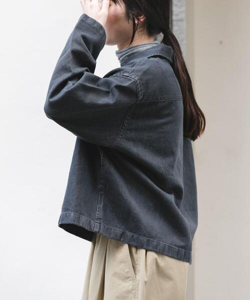 FORK&SPOON（フォークアンドスプーン）の「FORK&SPOON　ペーパーデニムスキッパーシャツ（シャツ/ブラウス・レディース・ブルー/ブラック・1）」の4枚目の写真