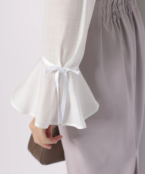 JUSGLITTY(ジャスグリッティー)の「ビスチェディテールシアーブラウス(シャツ/ブラウス・レディース・ブルー/オフホワイト・2/1)」の16枚目の写真