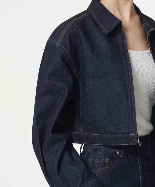 MUSINSA STANDARD WOMAN（ムシンサスタンダードウーマン）の「ウィメンズリラックスドクロップデニムジップアップジャケット[ディープインディゴ]（デニムジャケット・レディース・その他・M/S）」の6枚目の写真