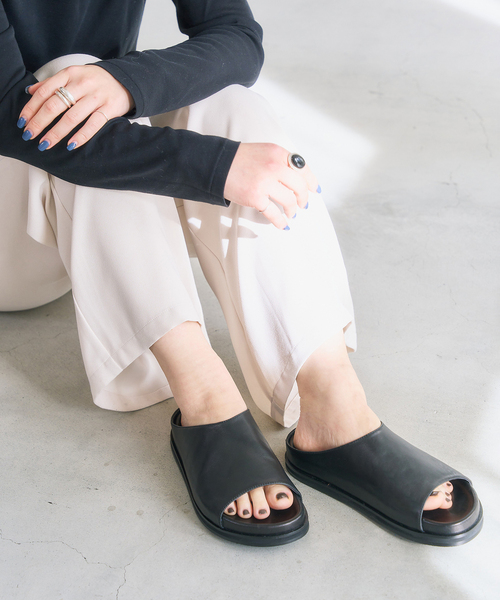 LE TALON（ルタロン）の「レザーハイバンプクロッグ（サンダル・レディース・ブラック系その他/ベージュ・SMALL/MEDIUM/LARGE/X-LARGE）」の11枚目の写真