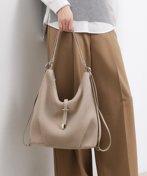 grove(グローブ)の「プリーツベルト3WAYショルダー(ショルダーバッグ・レディース・シルバー/ブラック/ライトグレー・00)」の3枚目の写真