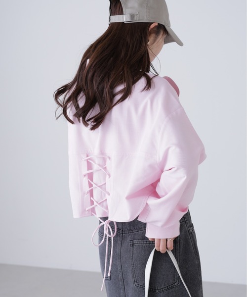 FREE'S MART（フリーズマート）の「◆バックレースアップショート丈シャツ（シャツ/ブラウス・レディース・ピンク系その他/ホワイト/ブルー系その他/グレー・FREE）」の15枚目の写真