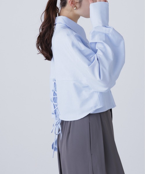 FREE'S MART（フリーズマート）の「◆バックレースアップショート丈シャツ（シャツ/ブラウス・レディース・ピンク系その他/ホワイト/ブルー系その他/グレー・FREE）」の9枚目の写真
