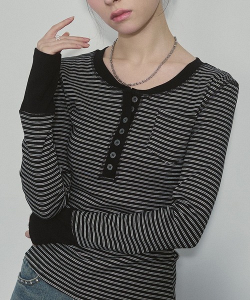 ENVYM(アンビー)の「ヘンリーネックボーダー 長袖Tシャツ【2026秋冬新色】【サイズ展開あり】(Tシャツ/カットソー・レディース・グレー/ピンク/ブラック/ホワイト/ブラウン・FREE/MEDIUM)」の7枚目の写真