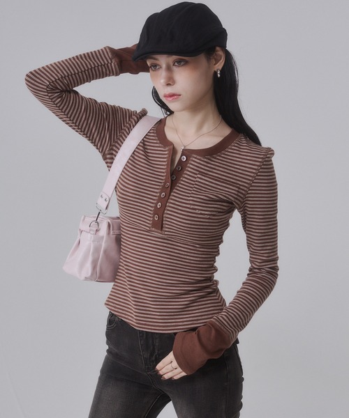 ENVYM(アンビー)の「ヘンリーネックボーダー 長袖Tシャツ【2026秋冬新色】【サイズ展開あり】(Tシャツ/カットソー・レディース・グレー/ピンク/ブラック/ホワイト/ブラウン・FREE/MEDIUM)」の16枚目の写真