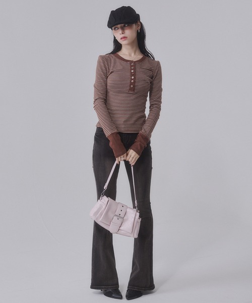 ENVYM(アンビー)の「ヘンリーネックボーダー 長袖Tシャツ【2026秋冬新色】【サイズ展開あり】(Tシャツ/カットソー・レディース・グレー/ピンク/ブラック/ホワイト/ブラウン・FREE/MEDIUM)」の19枚目の写真
