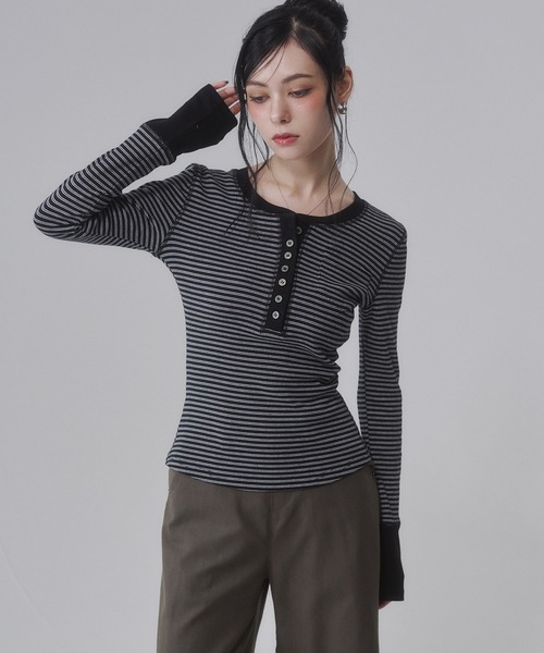 ENVYM(アンビー)の「ヘンリーネックボーダー 長袖Tシャツ【2026秋冬新色】【サイズ展開あり】(Tシャツ/カットソー・レディース・グレー/ピンク/ブラック/ホワイト/ブラウン・FREE/MEDIUM)」の21枚目の写真