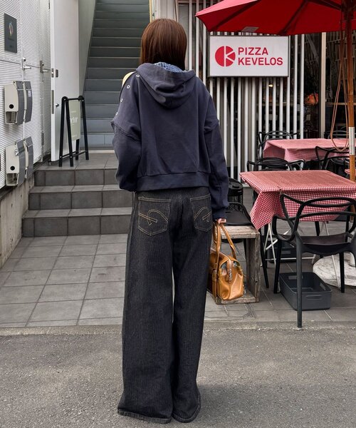 CIAOPANIC（チャオパニック）の「ショルダースリットハトメワッペンジップパーカー（パーカー・レディース・グレー/イエロー/ネイビー・ONE SIZE）」の19枚目の写真