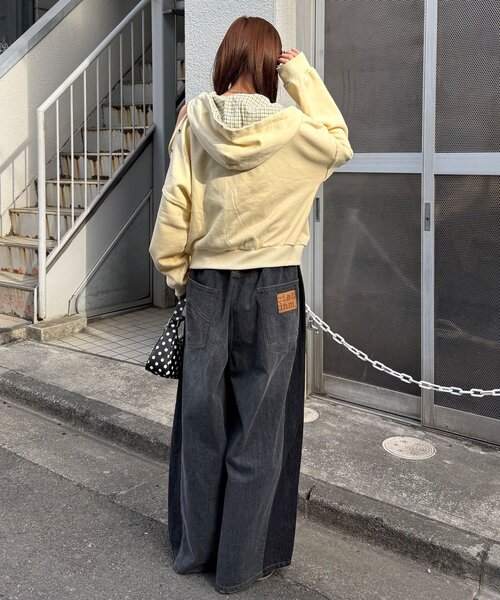 CIAOPANIC（チャオパニック）の「ショルダースリットハトメワッペンジップパーカー（パーカー・レディース・グレー/イエロー/ネイビー・ONE SIZE）」の17枚目の写真