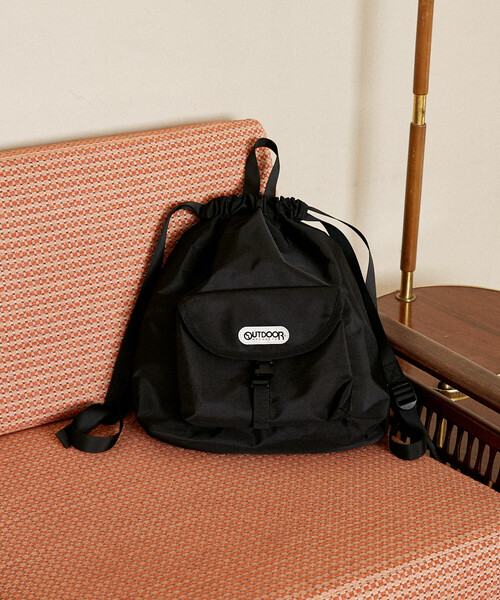 OUTDOOR PRODUCTS（アウトドアプロダクツ）の「OUTDOOR PRODUCTS/アウトドアプロダクツ フロントポケット ナップザック　限定展開（バックパック/リュック・レディース・その他9/ブラック・ONE SIZE）」の10枚目の写真