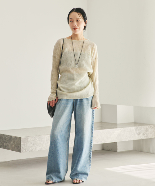 plage(プラージュ)の「《WEB限定追加》LES ATELIERS FRANCAIS DE CONFECTION 別注 T-ブラウス(シャツ/ブラウス・レディース・ホワイト/ナチュラル/ブラック・FREE)」の4枚目の写真