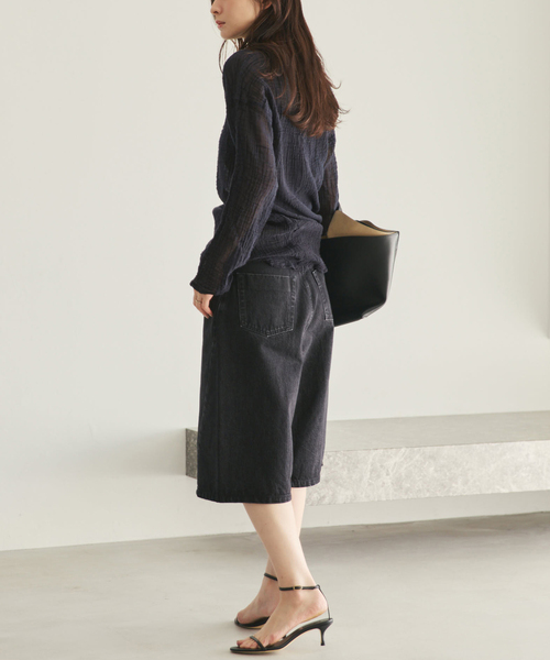 plage(プラージュ)の「《WEB限定追加》LES ATELIERS FRANCAIS DE CONFECTION 別注 T-ブラウス(シャツ/ブラウス・レディース・ホワイト/ナチュラル/ブラック・FREE)」の7枚目の写真