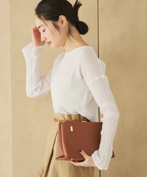 plage(プラージュ)の「《WEB限定追加》LES ATELIERS FRANCAIS DE CONFECTION 別注 T-ブラウス(シャツ/ブラウス・レディース・ホワイト/ナチュラル/ブラック・FREE)」の22枚目の写真