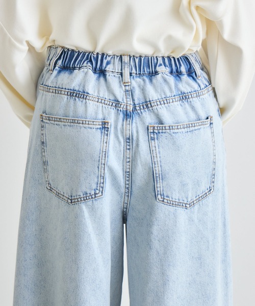 Paradise Picnic（パラダイスピクニック）の「CYAN タックケミカルワイドパンツ（デニムパンツ・レディース・その他1/ブルー/ブラック・MEDIUM/SMALL）」の18枚目の写真