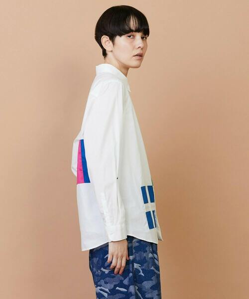 FRAPBOIS(フラボア)の「フラッグシャツ(シャツ/ブラウス・レディース・ホワイト/ブラック・1/2)」の5枚目の写真