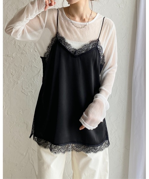 She's Closet（シーズクローゼット）の「ロング丈 サイドスリット 裾 サテンレースキャミソール（キャミソール・レディース・ブラック/アイボリー・FREE）」の21枚目の写真