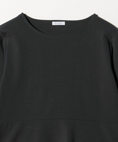 A DAY IN THE LIFE UNITED ARROWS(アデイインザライフユナイテッドアローズ)の「ポンチ ペプラムプルオーバー 7分袖 <A DAY IN THE LIFE>(Tシャツ/カットソー・レディース・オフホワイト/ダークグレー/ライトグレー・FREE)」の11枚目の写真