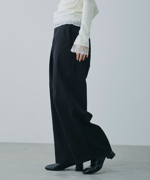 Mirette（ミレット）の「アクセントコード付き タックワイドパンツ / Accent Cord Wide Tuck Pants（スラックス・レディース・ナチュラル/ブラック・MEDIUM/LARGE）」の5枚目の写真