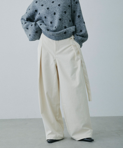 Mirette（ミレット）の「アクセントコード付き タックワイドパンツ / Accent Cord Wide Tuck Pants（スラックス・レディース・ナチュラル/ブラック・MEDIUM/LARGE）」の17枚目の写真