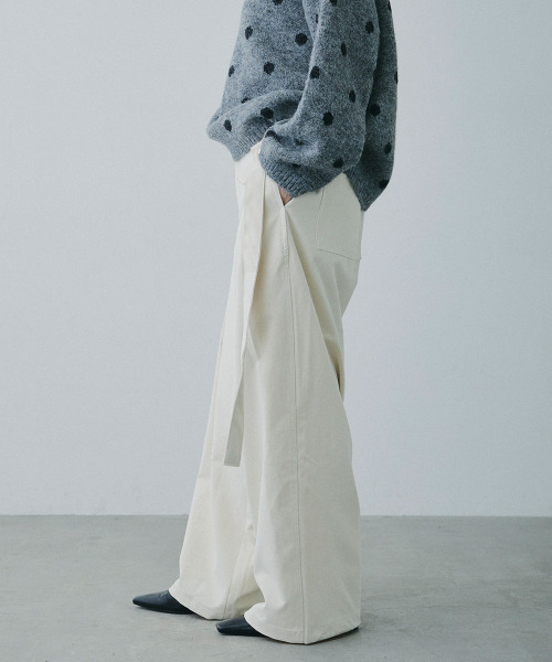 Mirette（ミレット）の「アクセントコード付き タックワイドパンツ / Accent Cord Wide Tuck Pants（スラックス・レディース・ナチュラル/ブラック・MEDIUM/LARGE）」の19枚目の写真