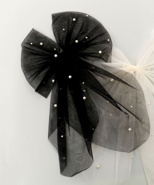 MAJESTIC LEGON（マジェスティックレゴン）の「パールチュールリボンバレッタ（バレッタ/ヘアクリップ・レディース・ブラック/アイボリー・FREE）」の14枚目の写真