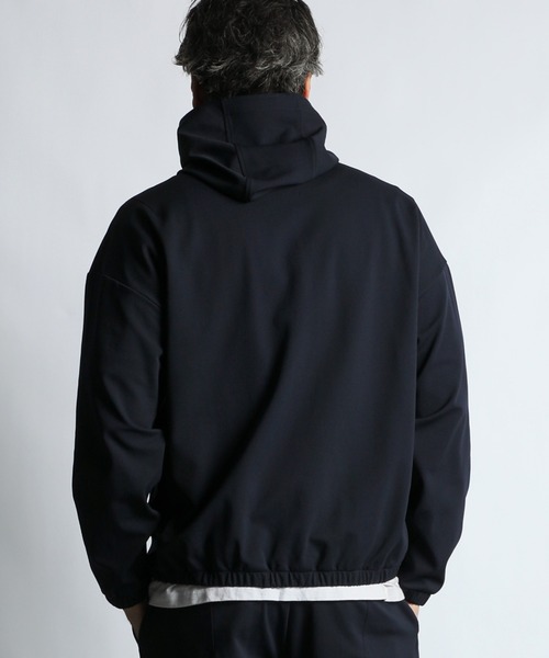 The DUFFER of ST.GEORGE（ザダファーオブセントジョージ）の「[360° THE CIRCLE STRETCH] BY WONDER SHAPE：セットアップ対応 サークルストレッチ ジップパーカー / ワンダーシェイプ / 速乾 軽量 / ライトアウター（その他アウター・メンズ・ネイビー/ブラック・MEDIUM/SMALL/X-LARGE/LARGE）」の8枚目の写真