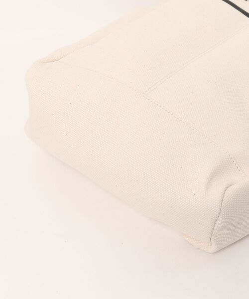 CLEDRAN（クレドラン）の「【充実のポケット配置】CL3972 GRAN SQUARE RUCK SACK（バックパック/リュック・レディース・ブラック/オリーブ/ベージュ/アイボリー・FREE）」の20枚目の写真