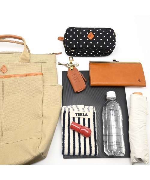 CLEDRAN（クレドラン）の「【充実のポケット配置】CL3972 GRAN SQUARE RUCK SACK（バックパック/リュック・レディース・ブラック/オリーブ/ベージュ/アイボリー・FREE）」の15枚目の写真