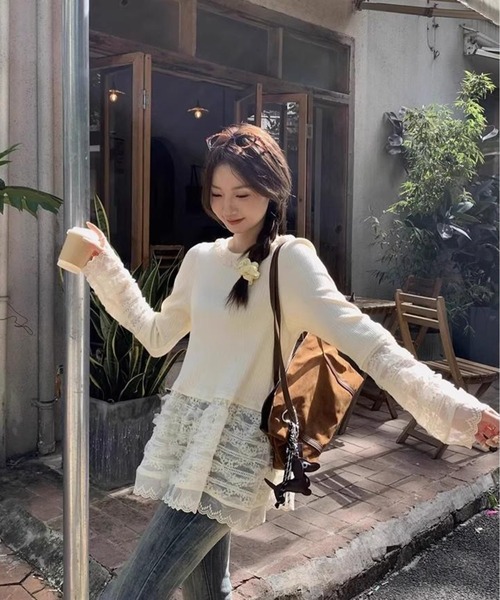 AsheKsha（アシクシャ）の「レースのシンプルなラウンドネック・ルーズフィット長袖トップス（Tシャツ/カットソー・レディース・ベージュ・M）」の3枚目の写真