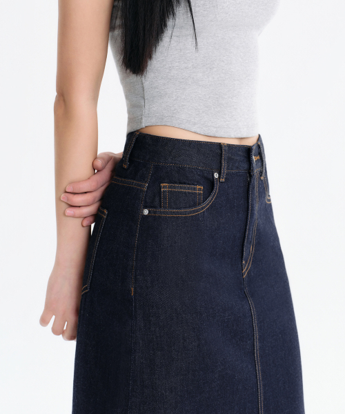 MUSINSA STANDARD WOMAN（ムシンサスタンダードウーマン）の「ウィメンズライトウェイトデニムマキシスカート[ディープインディゴ]（スカート・レディース・その他・SMALL/MEDIUM/LARGE/X-SMALL）」の5枚目の写真
