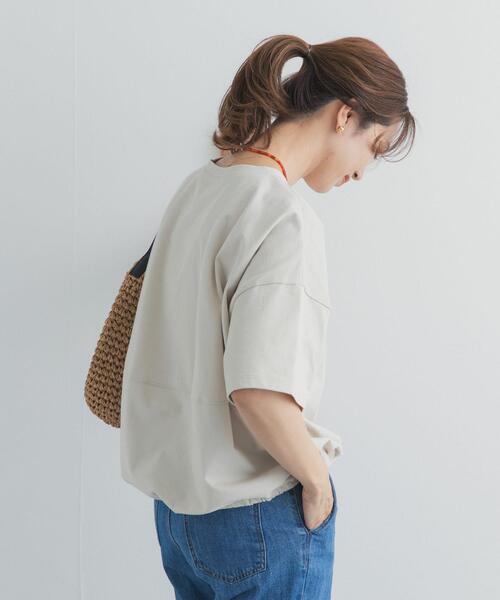 URBAN RESEARCH DOORS（アーバンリサーチドアーズ）の「ヘムドロストプルオーバー（Tシャツ/カットソー・レディース・ライトベージュ/オフホワイト/ブルー/チャコールグレー・FREE）」の16枚目の写真