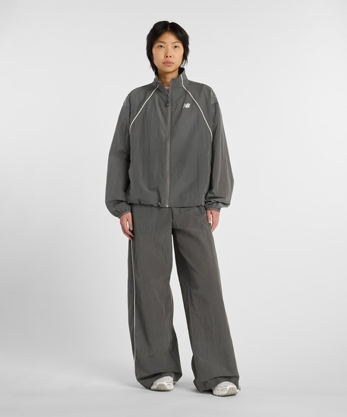 NEW BALANCE(ニューバランス)の「スポーツレガシージャケット(ナイロンジャケット・レディース・ダークグレー・SMALL/MEDIUM/LARGE/X-LARGE)」の9枚目の写真